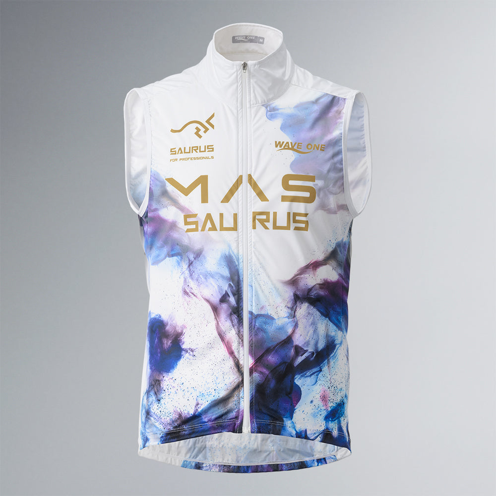 MAS×SAURUS ウインドテックベスト 2025 ver.